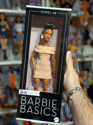 Barbie Basics 08 2026 καινούργιο στη συσκευασία