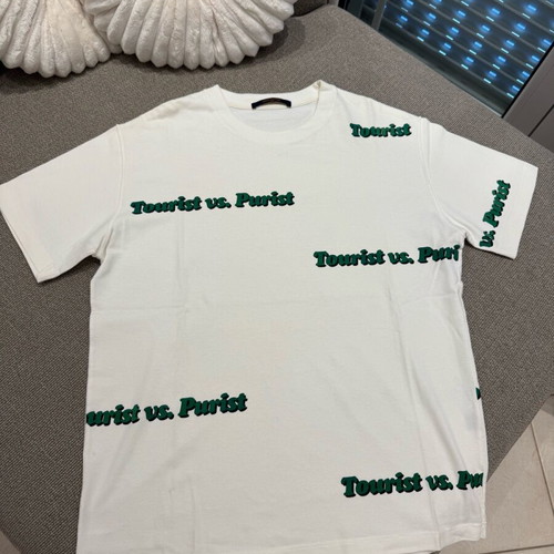 Louis Vuitton Tourist vs. Purist white T-shirt size M like new