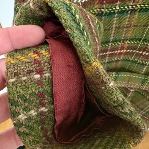 London 100% wool coat like new, brown and green, size S