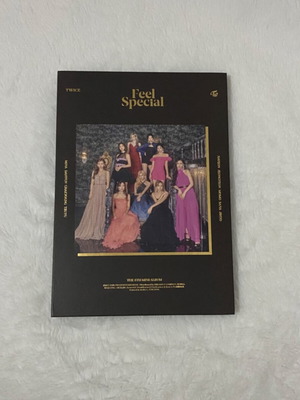 TWICE Feel Special (C ver.) album refurbished, very good condition