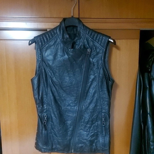 Gestuz leather vest used, black, size S