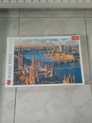 Puzzle 1000 pieces London like new