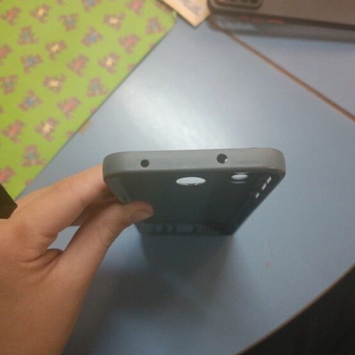 Phone case with astronaut print for Redmi Note 8T like new, blue