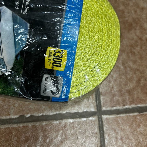 Reflective Reese Tow Strap 9.14 Meters New Heavy Duty with Hooks