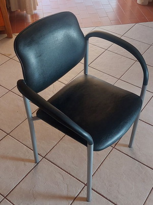 Chairs like new, set of 4