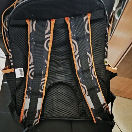 Naruto school backpack like new, authentic Masashi Kishimoto design