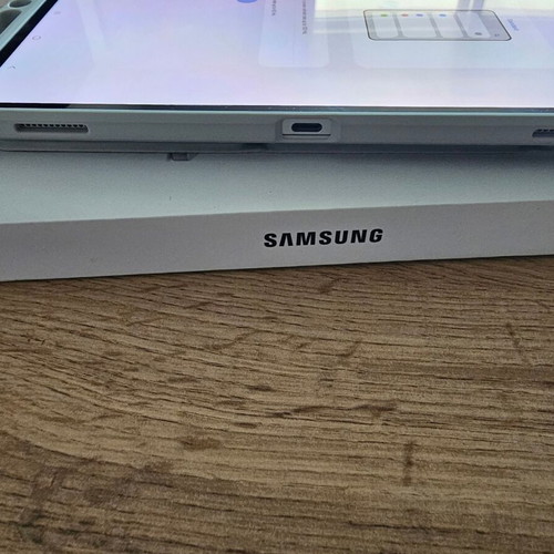 Samsung Galaxy Tab S9 Ultra 512GB 12GB RAM like new