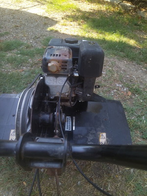 Petrol Tiller like new with small electric tiller gift
