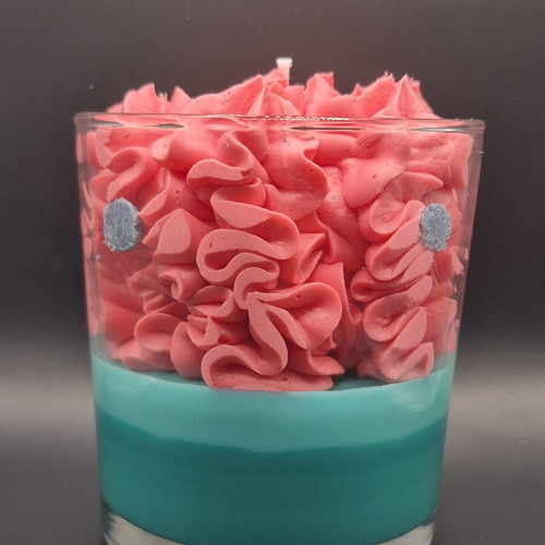 Watermelon scented candle like new, 100% plant wax
