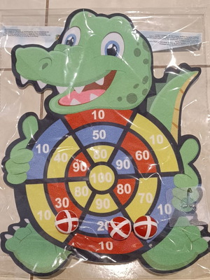 Children's wall target game new - crocodile
