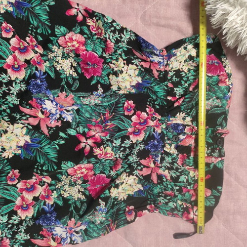 Top blouse used, size small
