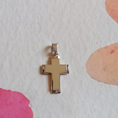 Silver 925 double cross pendant new, lustrous and rhodium plated
