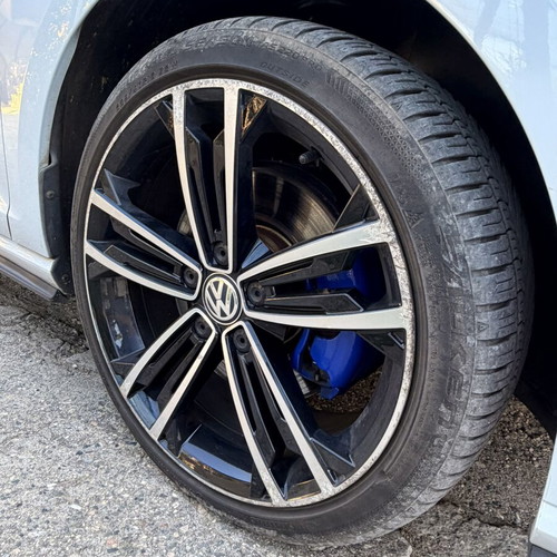 Genuine VW 18’ rims with tires 225/40 R18 used