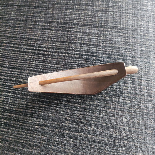 Hair accessory wooden brown barrette new