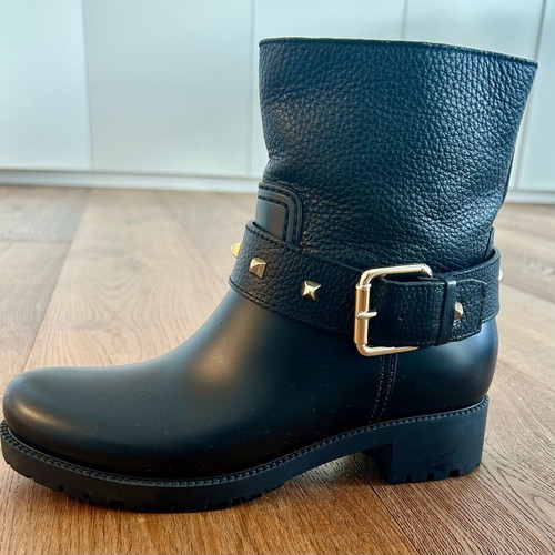 Feng Shoe ankle boots like new, size 38, black leather and rubber