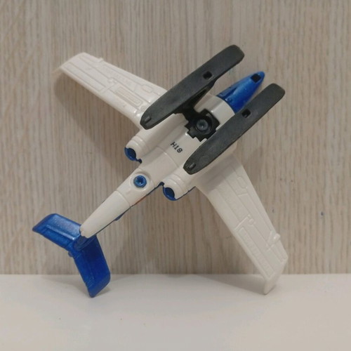 Hot Wheels Sky Busters Snow Explorer die-cast aircraft used blue