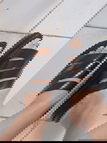 Δερμάτινες καλοκαιρινές παντόφλες Marjin
