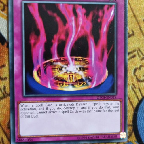 Cursed Seal Of The Forbidden Spell κάρτα Yu-Gi-Oh! σαν καινούργιο
