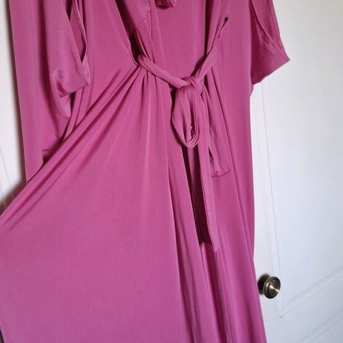 Lynne women's dress like new, pink, jersey fabric, versatile draped design