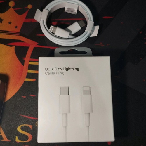 Type-C to Lightning cable 1 meter like new