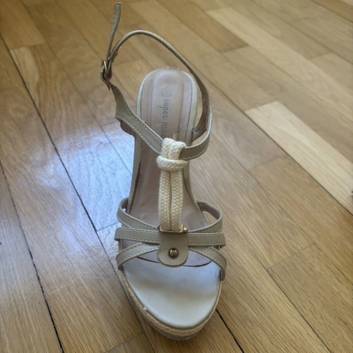 Sandals size 40 used, beige platform