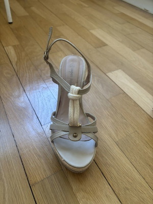 Sandals size 40 used, beige platform