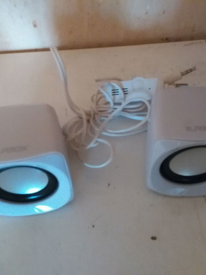 TURBOX M200 computer speakers white new functional