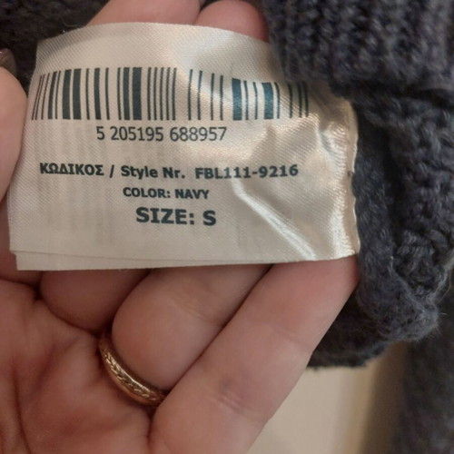 Funky Buddha navy pullover size S like new