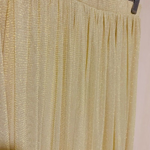 Zara skirt gold like new, tulle with lining, size M