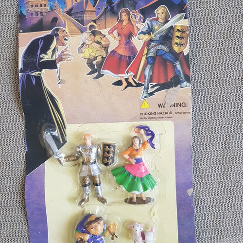 Chap Mei The Hunchback of Notre Dame figures used, sealed packaging