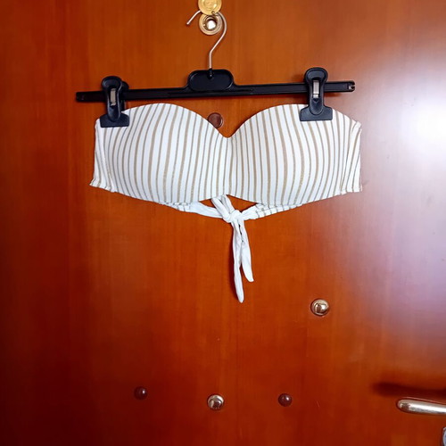 Strapless swimsuit bra like new, beige with gold stripes, size L
