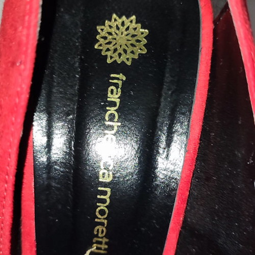 Franchesca Moretti red pumps size 39 like new