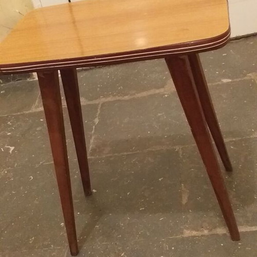 Vintage τραπεζάκι φορμάικα μεταχειρισμένο