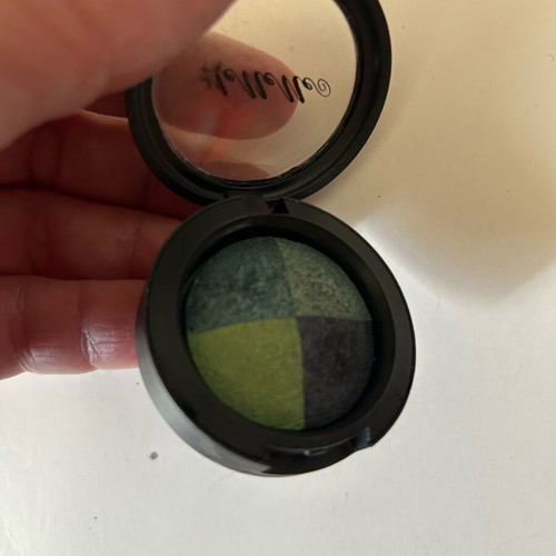 Eye Inspire MeMeMe baked eyeshadow like new, Ocean Eyes shade