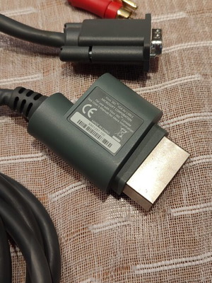 Microsoft Xbox360 VGA cable adapter used