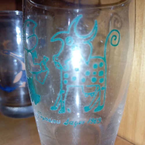 Wine bottles and painted wine glasses like new, set of 7+14