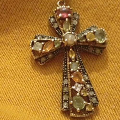 Gold cross 9 carat with pearl and precious stones