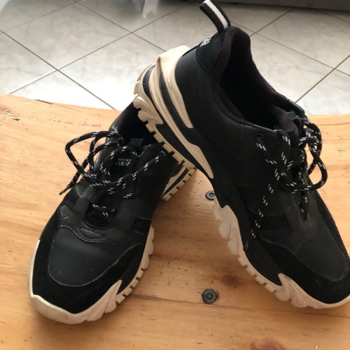 Versace Jeans Couture shoes size 44 like new, black and white