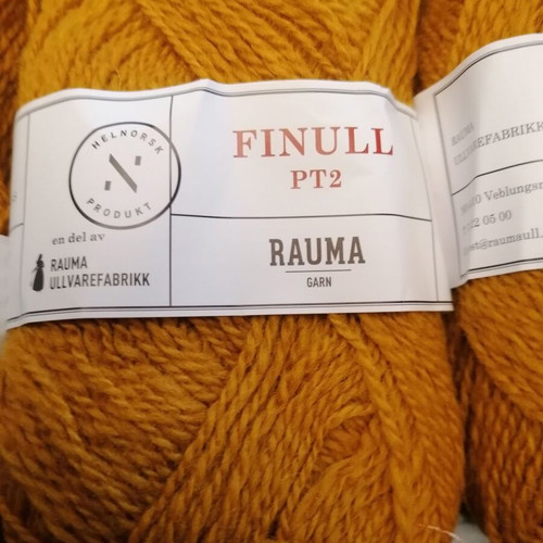 Rauma Pt2 wool yarns new, pack of 37, lightweight and warm