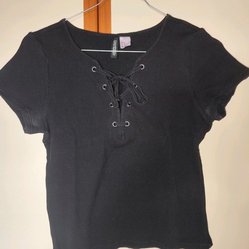 H&M black t-shirt size M used