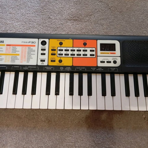 YAMAHA harmonium