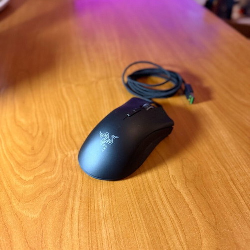 Razer Deathadder Elite wired gaming mouse like new