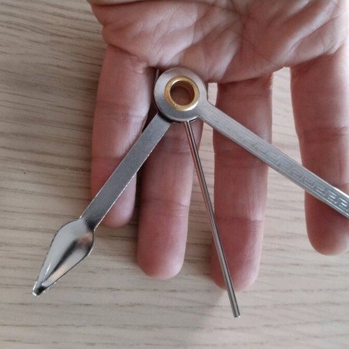 Cleaning knife for smoking products new