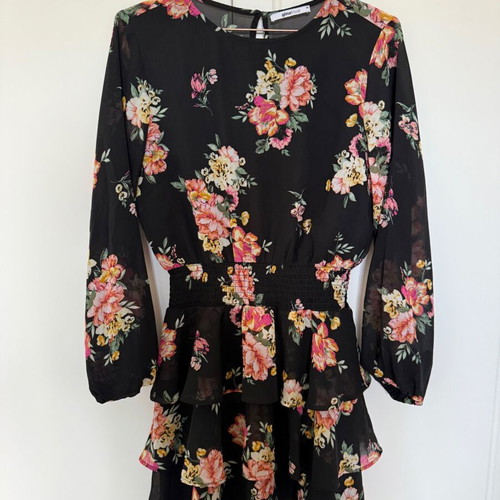 Black Floral Chiffon Mini Dress Gina Tricot used, size 38