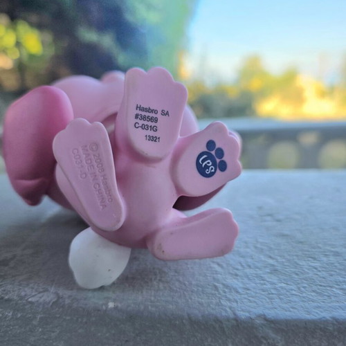 Littlest Pet Shop Jumbo Bunny Rabbit Euro Exclusive pink magenta