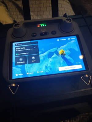 Dji Rc2 remote controller with screen and accessories