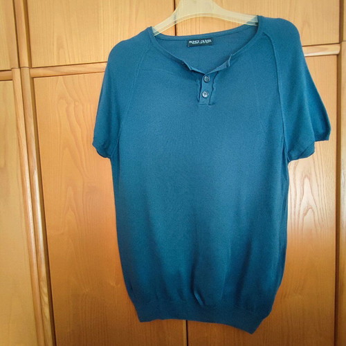 Chino pant and 2 plain T-shirts like new, size M, blue