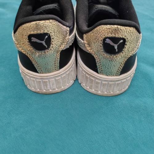 Puma Carina 2.0 sneakers size 39 like new, black