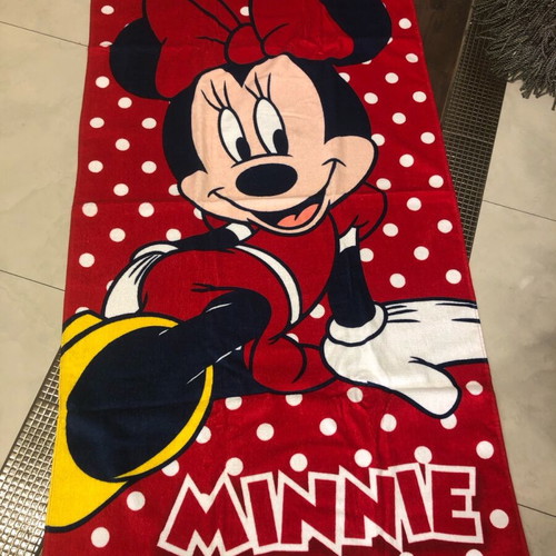 Minnie Disney beach towel 70x140 velour new
