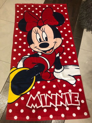 Minnie Disney beach towel 70x140 velour new